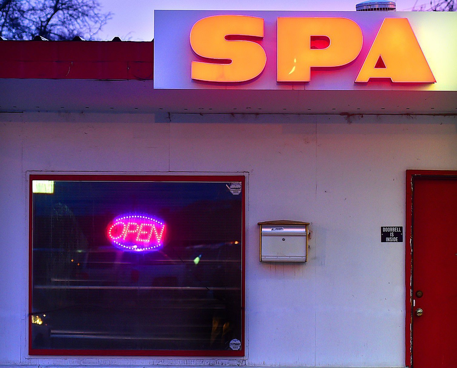 24 hour spa